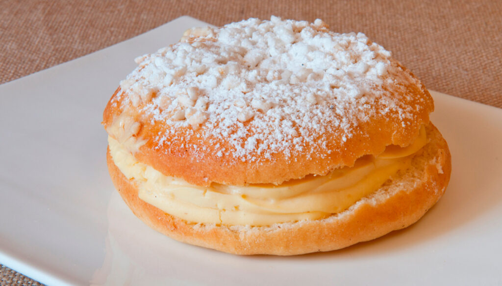 découvrez les desserts provençaux incontournables : spécialités sucrées typiques de la région à savourer pour un voyage gourmand en provence.