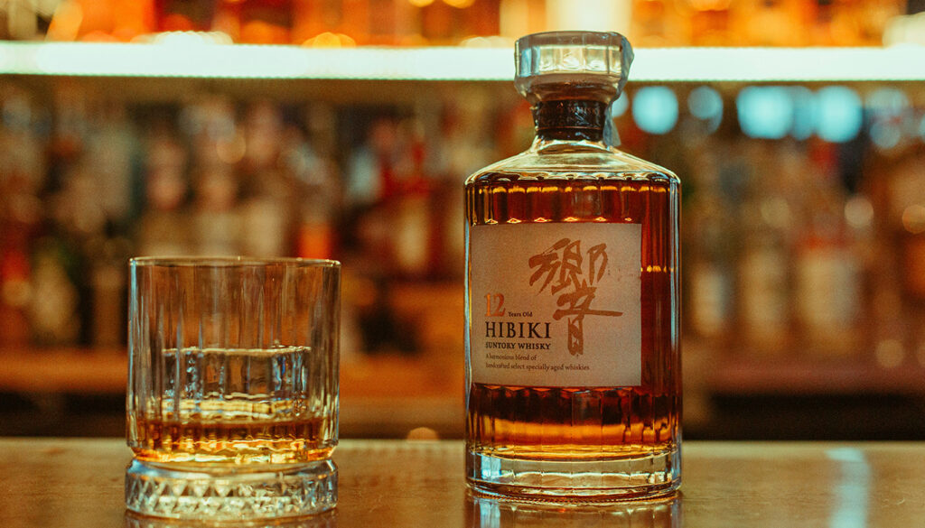 Découvrez des idées originales pour surprendre un amateur de whisky à l'occasion d'un cadeau d'entreprise, de la fête des pères ou d'un départ en retraite. Offrez des présents uniques qui sauront séduire tous les passionnés.