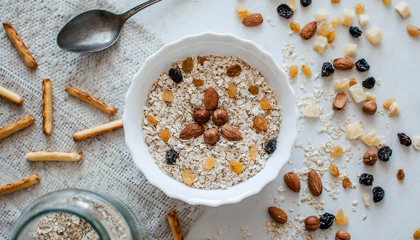 découvrez des alternatives aux flocons d’avoine pour vos recettes, avec des options saines et savoureuses adaptées à vos besoins et préférences.