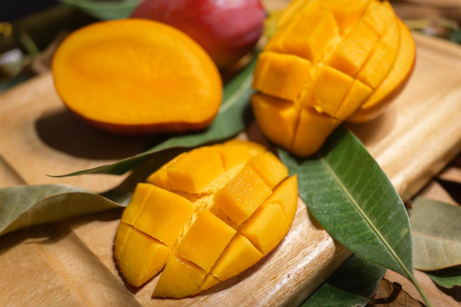 Comment savoir si une mangue est mûre ? Les signes à regarder