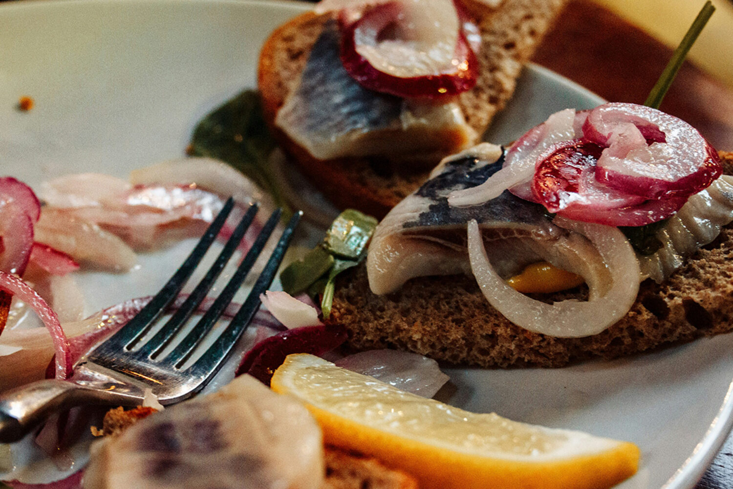 Que faire avec des harengs fumés sous vide ? Idées de recettes simples