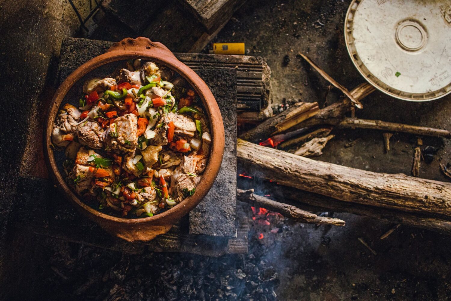 Recette de pot-au-feu traditionnel : viande, légumes et bouillon maison