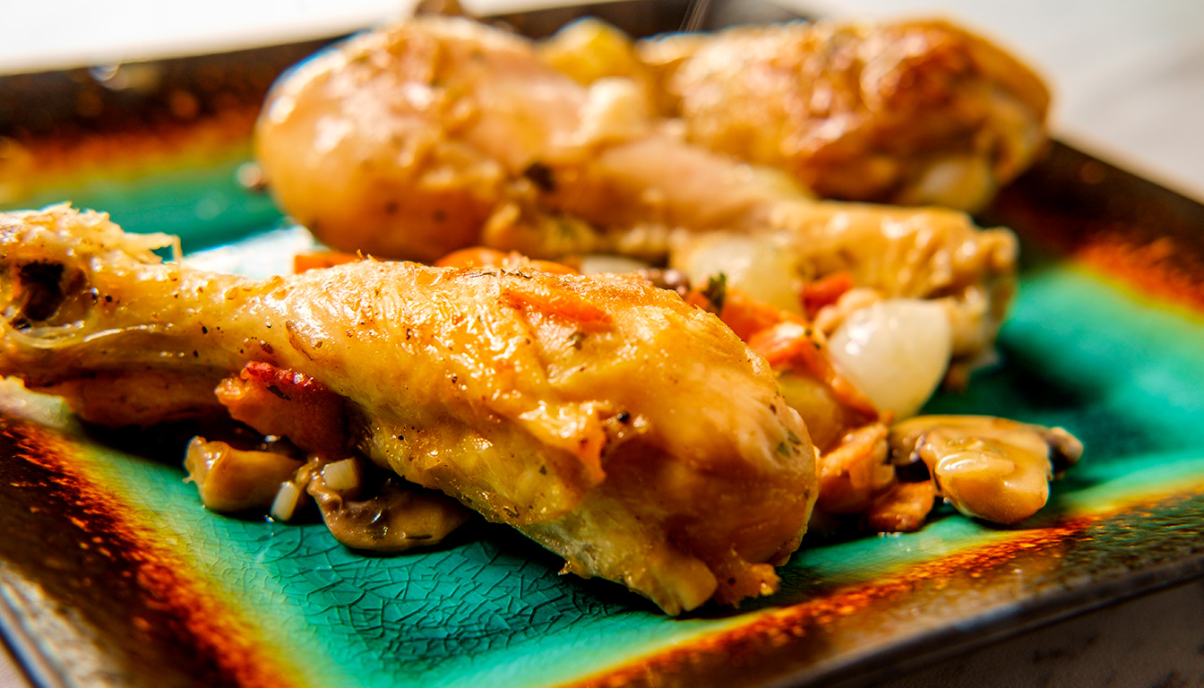 découvrez si préparer un poulet au vin jaune la veille est possible et comment conserver au mieux les saveurs pour un plat réussi.