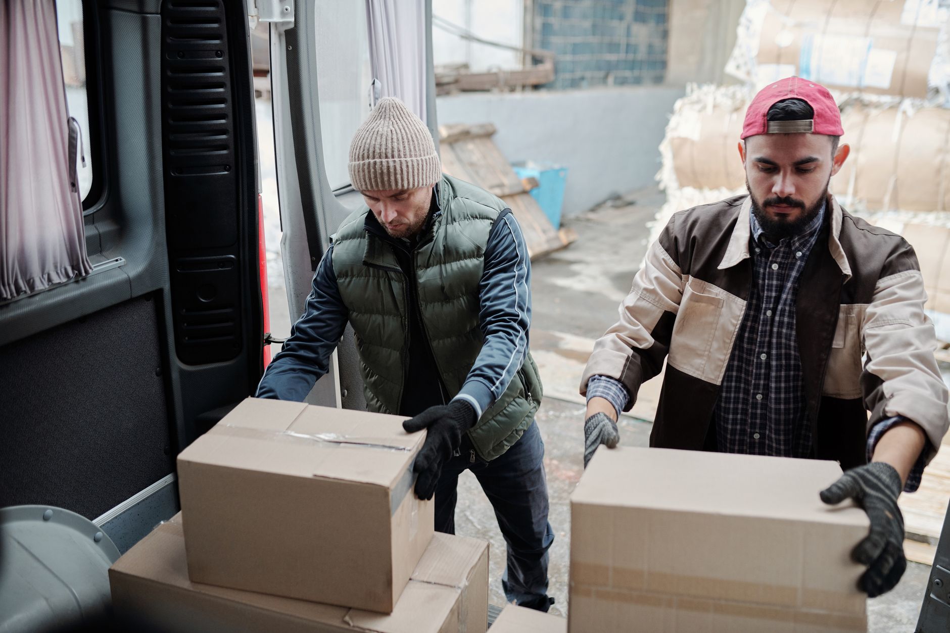 DS Restauration, un acteur B2B familial au cœur du marché alimentaire professionnel — entrepôt de distribution alimentaire