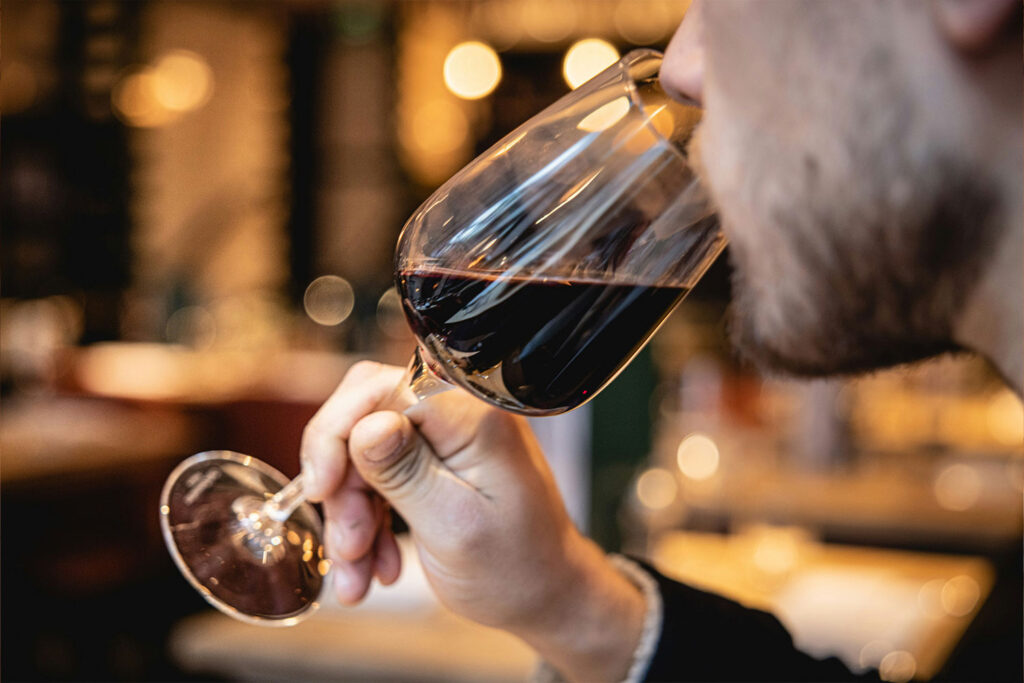 Comment construire une carte des vins cohérente pour son restaurant ?